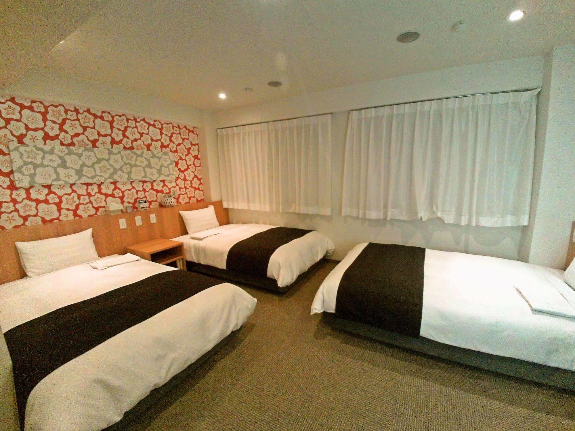 Smile Hotel Tokyo Ayase Ekimae Екстер'єр фото